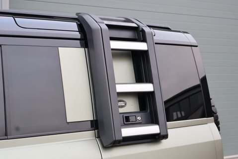 Land Rover Defender 110 P300 SE STYLED BY SEEKER FACTORY MATT FINISH HUGER SPEC  28