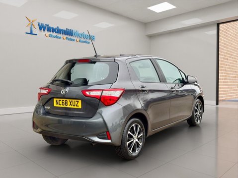 Toyota Yaris 1.5 VVT-i Icon Tech Euro 6 5dr 8