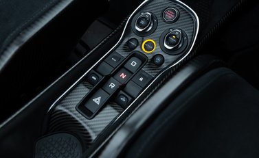 McLaren 600LT Spider 28