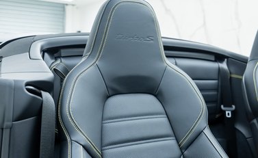 Porsche 911 Turbo S Cabriolet (992) 16