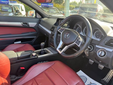 Mercedes-Benz E Class 1.8 E200 BlueEfficiency Sport Cabriolet Euro 5 (s/s) 2dr 24