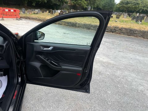 Ford Focus 2.0 Focus ST EcoBlue 5dr 25