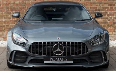 Mercedes-Benz Amg GT GT R 4