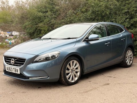 Volvo V40 1.6 D2 SE Lux Nav Euro 5 (s/s) 5dr 2