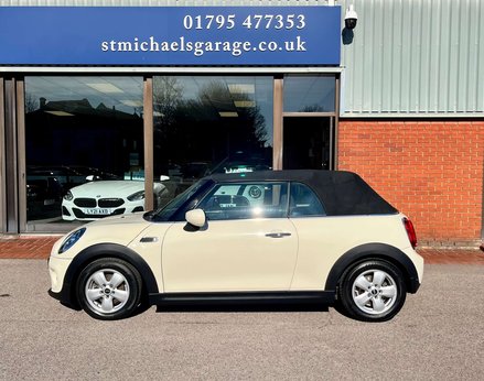 Mini Convertible 1.5 Cooper Classic Auto 2dr 14