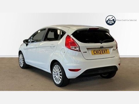 Ford Fiesta 1.0T EcoBoost Titanium Euro 5 (s/s) 5dr 6