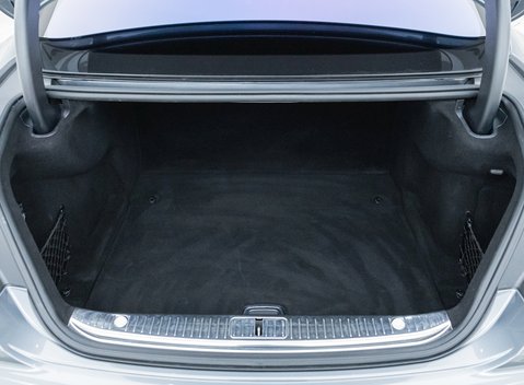 Mercedes-Benz S63 AMG Coupe 34