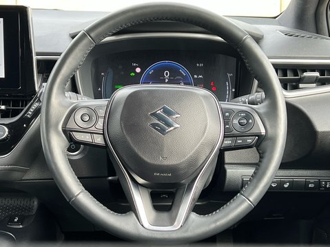 Suzuki Swace MOTION 36