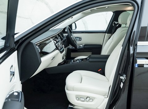 Rolls-Royce Ghost Series II 16