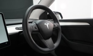 Tesla Model Y PERFORMANCE Solid Black White Interior Now with GROK One Owner VAT Q 24