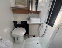 Bailey Adamo 75-4DL Motorhome | Auto | 1 Owner | Low Miles | Euro 6 20