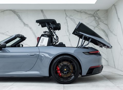 Porsche 911 Targa 4 GTS (992) 37