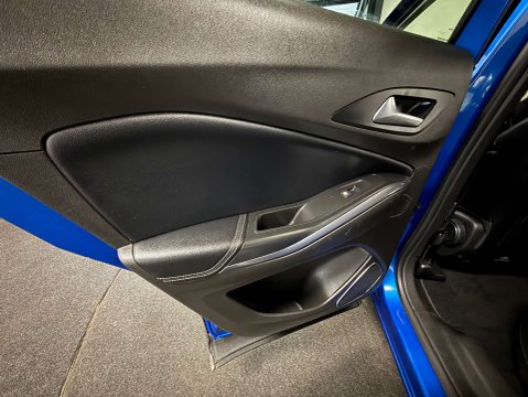 Vauxhall Grandland X 1.6 Grandland X SRi Nav Hybrid4 Auto 4WD 5dr 41