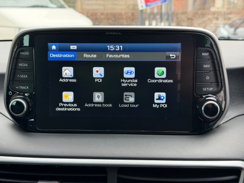 Hyundai TUCSON CRDI PREMIUM SE MHEV 23