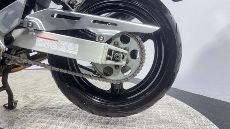 Suzuki Bandit 1200 2005 ONLY 21K NEW MOT SERVICED VERY CLEAN ICONIC MK2 NAKED 30