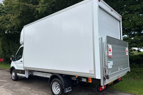 Ford Transit 350 Drw L4 Leader Luton with Tail Lift - Air Con / Rear Camera 6