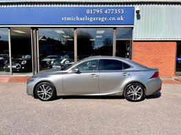 Lexus Is 2.5 IS 300h Advance CVT 4dr 11