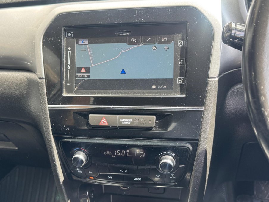 2017 Suzuki Vitara — image 10