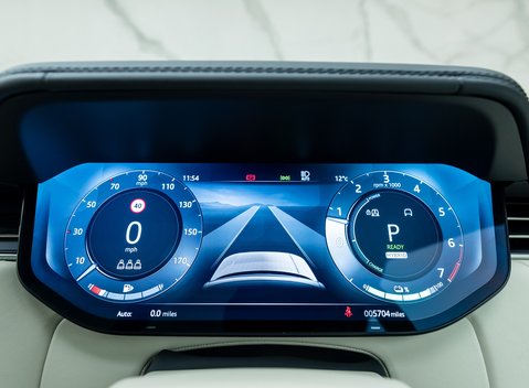 Land Rover Range Rover P510e First Edition 22