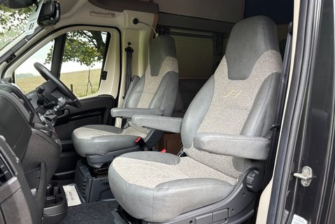 Bailey Autograph 79-4i 165ps 4 Berth Island Bed Motorhome 3