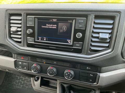 Volkswagen Crafter 2.0 TDI CR35 Trendline Panel Van 5dr Diesel Manual FWD MWB Euro 6 (s/s) (14 25