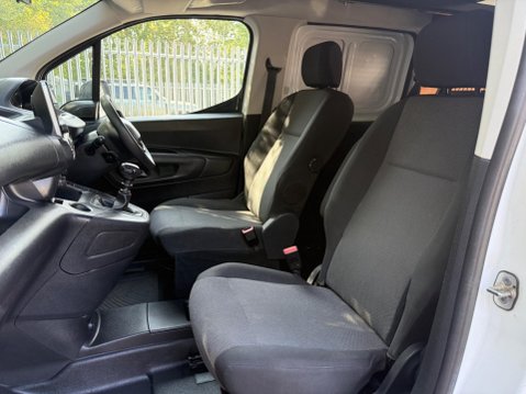Peugeot Partner BLUEHDI PROFESSIONAL PREMIUM L1 17