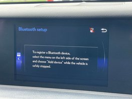 Lexus Is 2.5 IS 300h Advance CVT 4dr 33