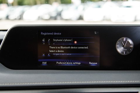 Lexus Ux 250H 21