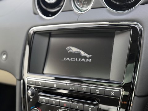 Jaguar XJ 3.0d V6 Portfolio Auto Euro 6 (s/s) 4dr 15
