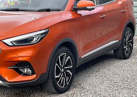 MG ZS 1.0 T-GDI EXCLUSIVE AUTO 4