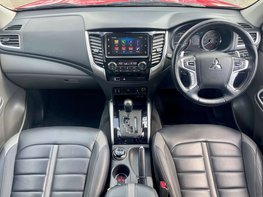 Mitsubishi L200 2.4 L200 Barbarian DI-D Auto 4WD 2