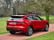 Jaguar F-Pace R-DYNAMIC BLACK 44
