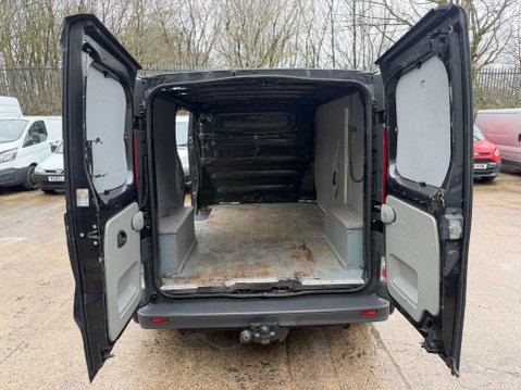 Renault Trafic 2.0 TD dCi LL29 Extra L3 H1 4dr 15