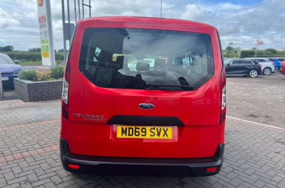 Ford Grand Tourneo Connect ZETEC 1.5 TDCI 7 SEATS 8