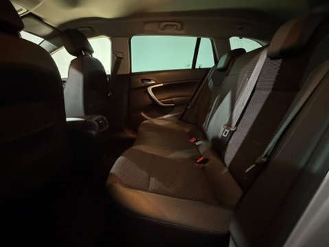 Vauxhall Insignia Country Tourer NAV BI-TURBO 20