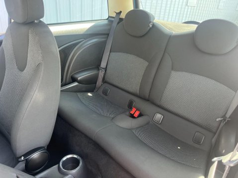 Mini Hatch 1.6 One Euro 5 3dr 6