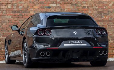 Ferrari GTC4 Lusso 3