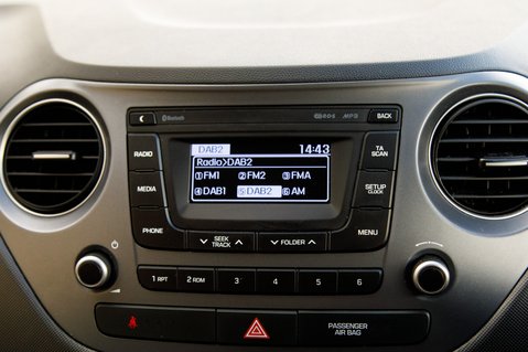 Hyundai i10 SE 16