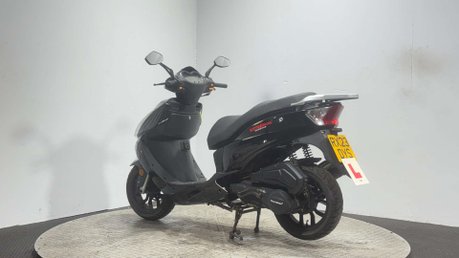 Direct Bikes Daytona 125 2023 Jaijue JJ 125CC PROJECT 6