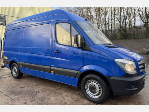 Mercedes-Benz Sprinter 2.1 211 CDi Panel Van 5dr Diesel Manual RWD L2 H3 (234 g/km, 112 bhp) 5