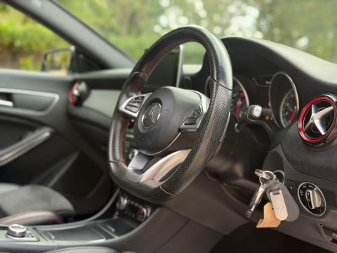 Mercedes-Benz CLA Class 2.0 CLA250 AMG Coupe 7G-DCT 4MATIC Euro 6 (s/s) 4dr 11