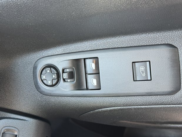 Peugeot Partner SWB L1H1 Low Roof Professional Premium Plus Air Con Sensors EURO 6 20