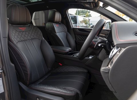 Bentley Bentayga V8 Diesel 12