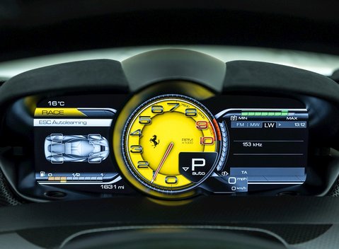 Ferrari LaFerrari 16