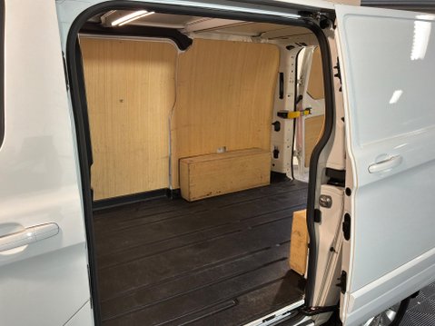 Ford Transit Custom 2.0 300 EcoBlue Limited L1 H1 Euro 6 (s/s) 5dr 7