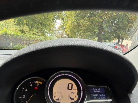 Renault Megane 1.5 dCi Dynamique Euro 4 3dr 15