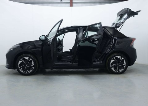 MG MG4 51kWh SE Hatchback 5dr Electric Auto (170 ps) 51