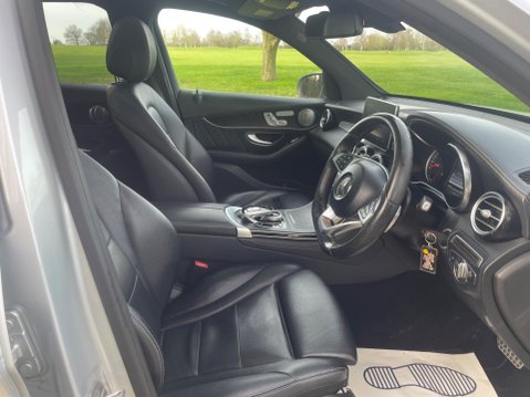 Mercedes-Benz GLC 2.1 GLC250d AMG Line (Premium Plus) G-Tronic 4MATIC Euro 6 (s/s) 5dr 22