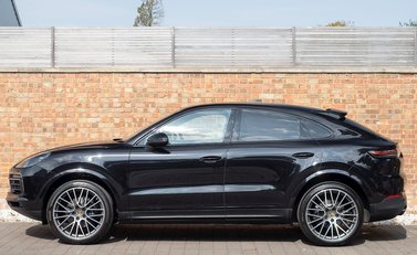 Porsche Cayenne Coupé 2