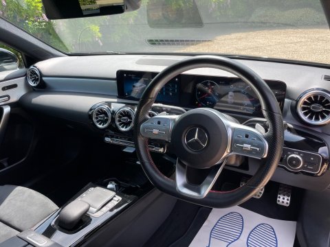 Mercedes-Benz A Class 1.3 A180 AMG Line (Premium Plus 2) Hatchback 5dr Petrol 7G-DCT Euro 6 (s/s) 33